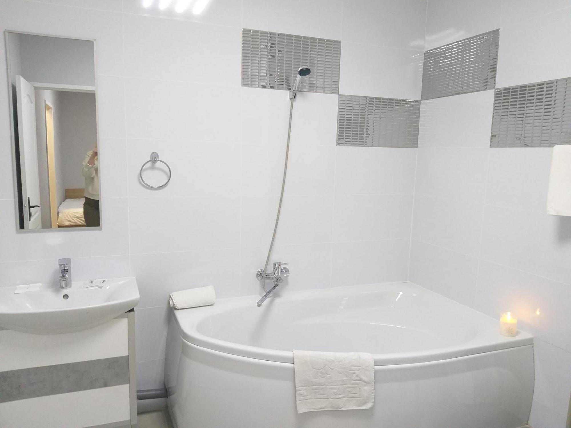 Sherlock Hotel Харьков Экстерьер фото