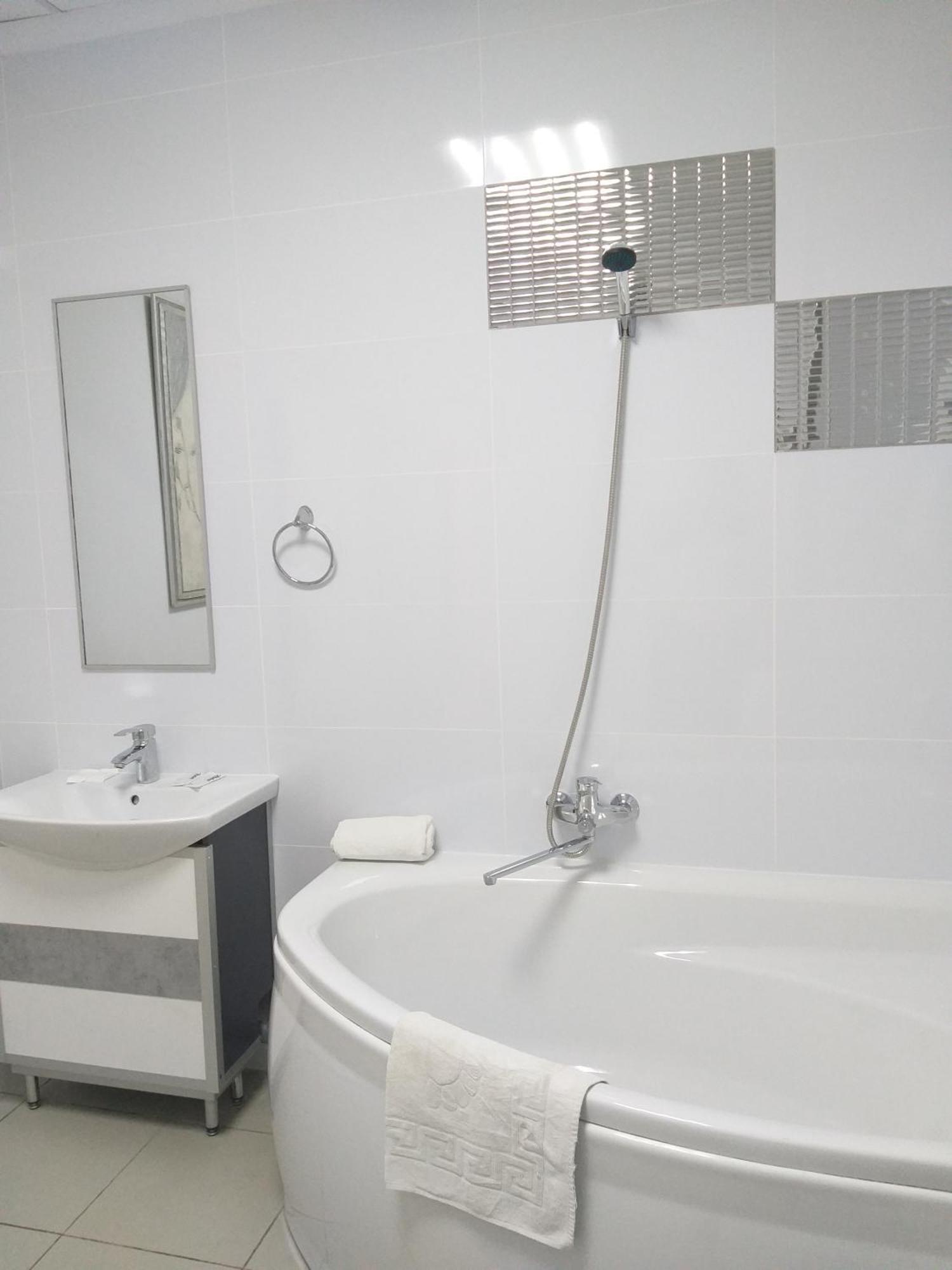 Sherlock Hotel Харьков Экстерьер фото